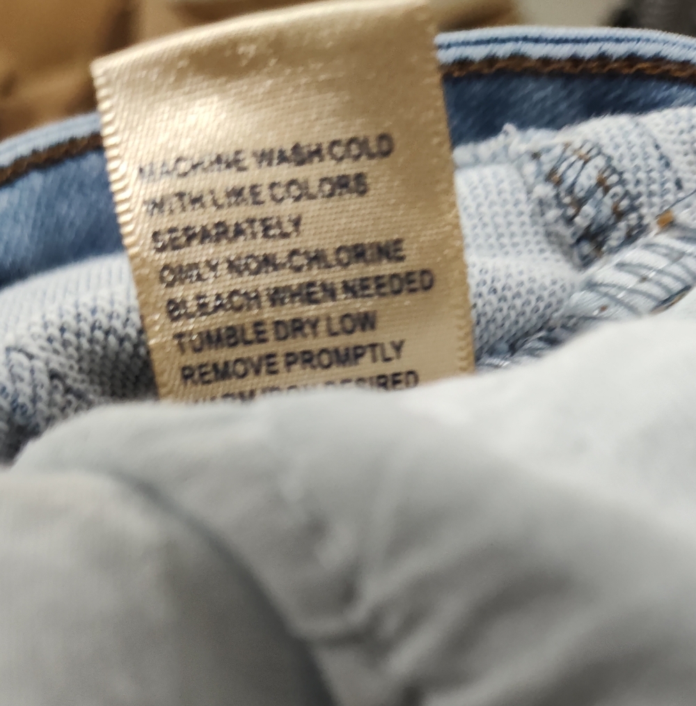 Sandpiper Petite Women's Distressed Straight  Blue Jeans Size 6p - Picture 7 of 9